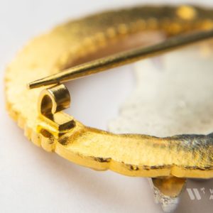 Paratrooper Badge    Post-war production (1957 pattern)