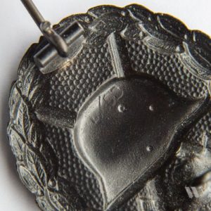Wound Badge 1918 in black [Funcke & Brüninghaus] Counter-relief