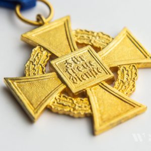 40-Year Long Service Award for civilian officials   Original case