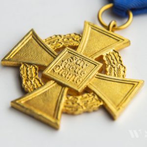 40-Year Long Service Award for civilian officials   Original case