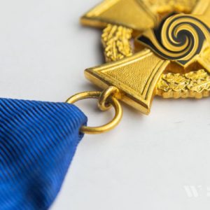 40-Year Long Service Award for civilian officials   Original case