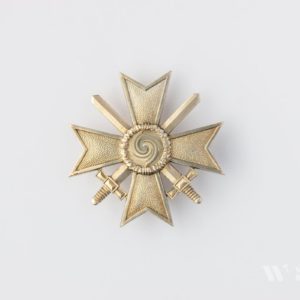 War Merit Cross 1st Class with swords [Deschler & Sohn], 1, L/10