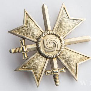 War Merit Cross 1st Class with swords [Deschler & Sohn], 1, L/10