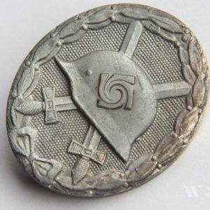 Wound Badge 1939 (second type) in silver [B.H. Mayers Kunstprageanstalt] Solid