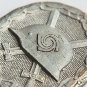 Wound Badge 1939 (second type) in silver [B.H. Mayers Kunstprageanstalt] Solid