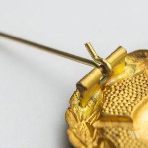 Wound Badge 1918 in gold  Counter-relief    Set with dress miniature