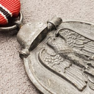 Medal for the Winter Campaign in the East 1941/42 [Steinhauer & Lück] Stamp - 4