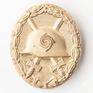 Wound Badge 1939 (second type) in silver Solid Zinc