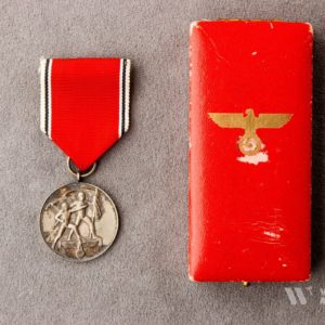 Anschluss Medal  Original case 