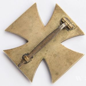 Iron Cross 1939 1st Class / Original case.