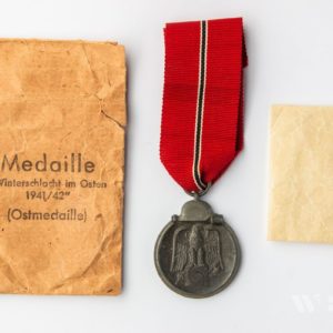 Medal for the Winter Campaign in the East 1941/42 [Moritz Hausch AG] Stamp - 127 Original packaging