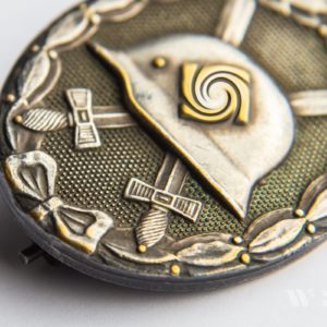 Wound Badge 1939 (second type) in silver [Hauptmünzamt] Solid Buntmetall