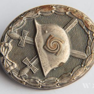 Wound Badge 1939 (second type) in silver [Gustav Brehmer] Solid Buntmetall