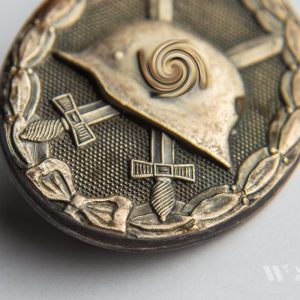 Wound Badge 1939 (second type) in silver [Gustav Brehmer] Solid Buntmetall