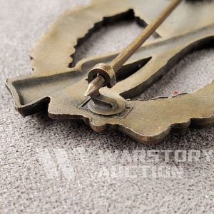 Infantry Assault Badge in bronze