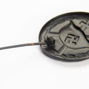 Wound Badge 1939 (second type) in black [Carl Wild] Counter-relief