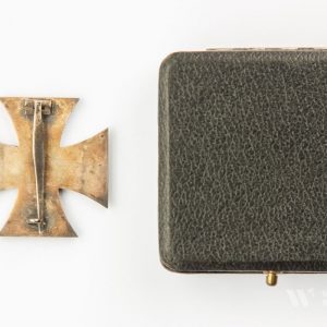 Iron Cross 1939 1st Class [Klein & Quenzer], 65, L/26 / Original case.