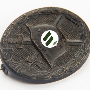 Wound Badge 1939 (second type) in black [Overhoff & Cie.] Counter-relief Integrated fittings