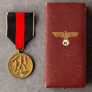 Sudetenland Medal  Original case 