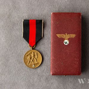 Sudetenland Medal  Original case 