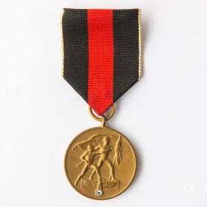 Sudetenland Medal  Original case 