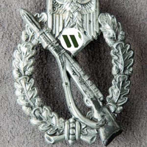 Infantry Assault Badge in silver