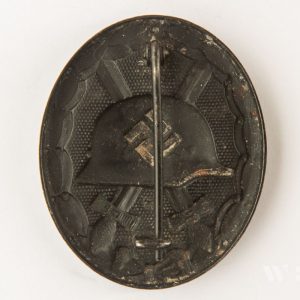 Wound Badge 1939 (second type) in black [Förster & Barth] Counter-relief Rare manufacturer