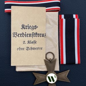 War Merit Cross 2nd Class without swords [Deschler & Sohn], 1, L/10 Original wrapping paper and packaging