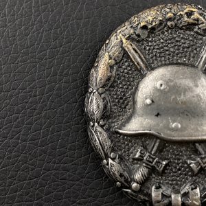 Wound Badge 1918 in black Counter-relief