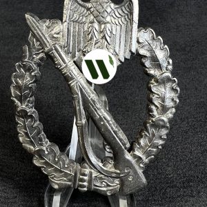 Infantry Assault Badge in silver