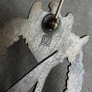 Infantry Assault Badge in bronze [Josef Feix & Söhne] Original packaging