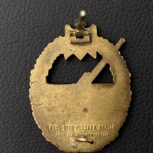 Marine Artillery War Badge [C. E. Junсker] Buntmetall