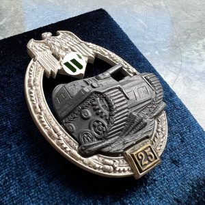 Panzer Badge - over 25 days of combat [Unidentified manufacturer]     