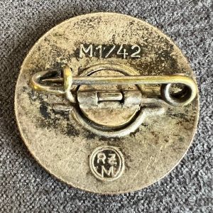 NSDAP Party Badge [Kerbach & Israel] RZM code: М 1/42 Pin fastening
