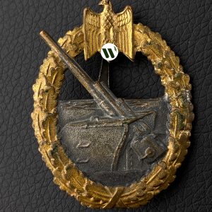 Marine Artillery War Badge [C. E. Junсker] Buntmetall
