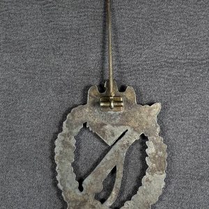 Infantry Assault Badge in silver