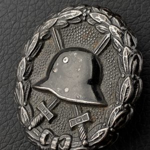 Wound Badge 1918 in black Counter-relief