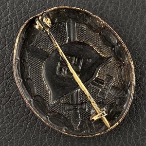 Wound Badge 1939 (second type) in black Counter-relief