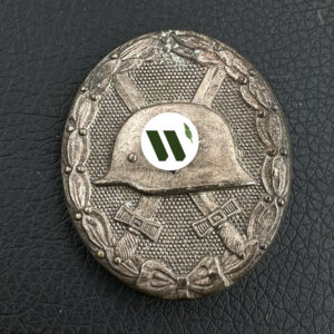 Wound Badge 1939 (second type) in silver [Klein & Quenzer A.G.] Solid