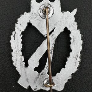 Infantry Assault Badge in silver