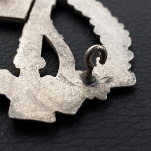 Infantry Assault Badge in silver Zinc Mint