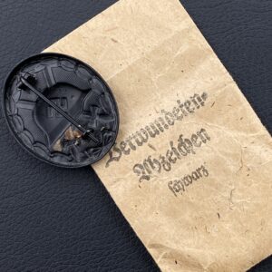 Wound Badge 1939 (second type) in black [Wilhelm Hobacher] Counter-relief Original packaging