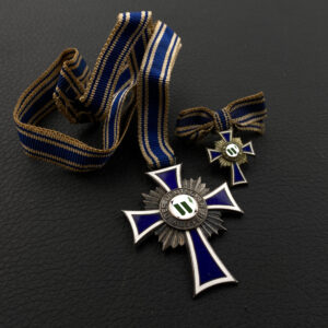 Cross of Honour of the German Mother in silver   Set: dress miniature