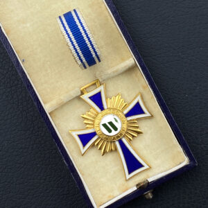 Cross of Honour of the German Mother in gold [Robert Hauschild] Mint Original case