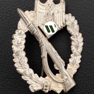 Infantry Assault Badge in silver Zinc Mint
