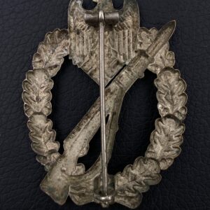 Infantry Assault Badge in bronze