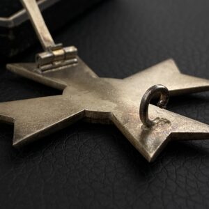 War Merit Cross 1st Class without swords [Deschler & Sohn], 1, L/10 Original case