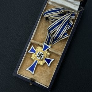 Cross of Honour of the German Mother in gold [Richard Sieper & Söhne]  Original case