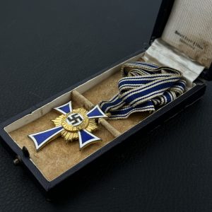 Cross of Honour of the German Mother in gold [Richard Sieper & Söhne]  Original case