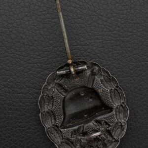 Wound Badge 1918 in black Counter-relief